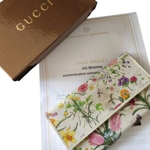 Preowned‎ Gucci Blooms Wallet Authenticated